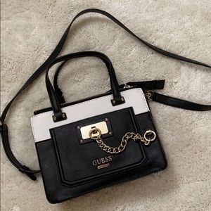 Guess factory outlet crossbody/shoulder bag